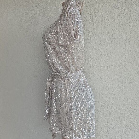 BRAND NEW BLUEBELLE SILVER SEQUIN JUMPSUIT with WRAP V-NECK - Picture 8 of 15